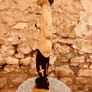 Frau mit schwarzen Strümpfen